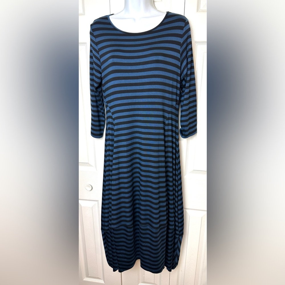 New COMFY USA Kati Dress Midi Jersey Knit Blue Black Striped 3/4 Sleeve Soft